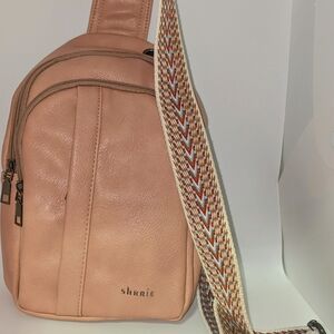 NWOT 4 Pocket Blush Pink Crossbody Bag w Embroidered Strap